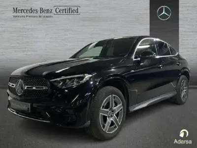 Usado Mercedes GLC300e 333 CV (244 kW) 2025 Negro obsidiana SUV