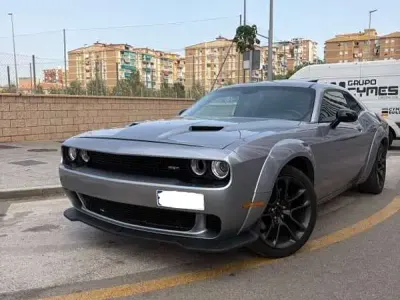 Usado Dodge Challenger 2018 Gris Coupe