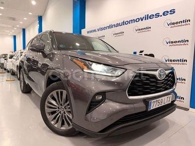 Gris / plata Usado 2021 Toyota Highlander Advance SUV | 38.995 € (Super precio)