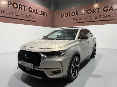 Usado DS Automobiles DS7 Crossback Grand Chic 225 CV (165 kW) 2020 Gris / plata SUV