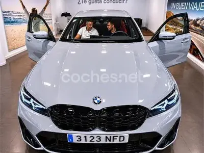 Usado BMW 330 Comfort Edition 245 CV (180 kW) 2025 Gris / plata Berlina