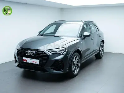 Usado Audi Q3 150 CV (110 kW) 2024 Gris / plata SUV
