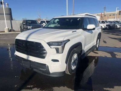 Blanco Usado 2023 Toyota Sequoia SR5 SUV | 115.300 €