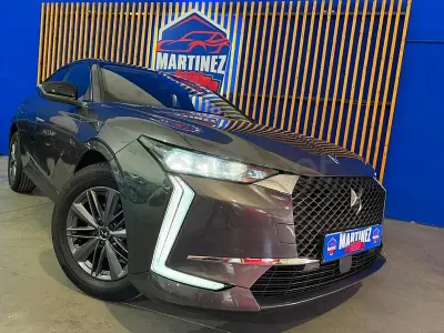 Usado DS Automobiles DS4 Bastille 130 CV (95 kW) 2023 Gris / plata SUV