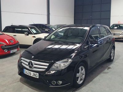 Usado Mercedes B180 109 CV (80 kW) 2013 Negro Monovolumen