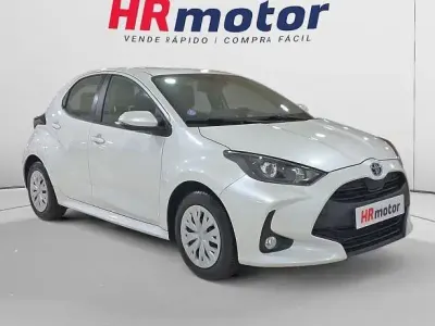 Usado Toyota Yaris Business Edition 116 CV (85 kW) 2022 Utilitario