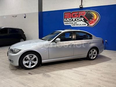 Gris / plata Usado 2011 BMW 320 Berlina | 9999 € (Precio justo)