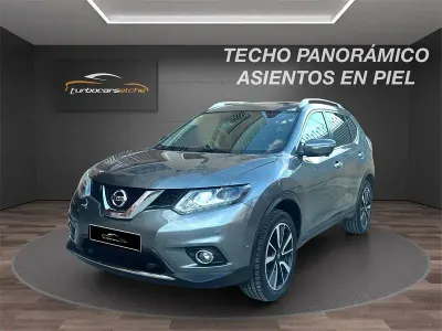 Usado Nissan X-Trail N-Connecta 130 CV (95 kW) 2016 Gris / plata SUV