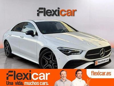 Usado Mercedes CLA200 163 CV (119 kW) 2025 Blanco Berlina