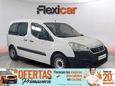 Usado Peugeot Partner Tepee Access 100 CV (73 kW) 2018 Blanco Monovolumen