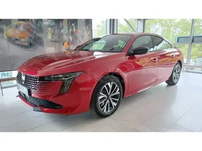 Usado Peugeot 508 Allure 130 CV (95 kW) 2024 Rojo Berlina
