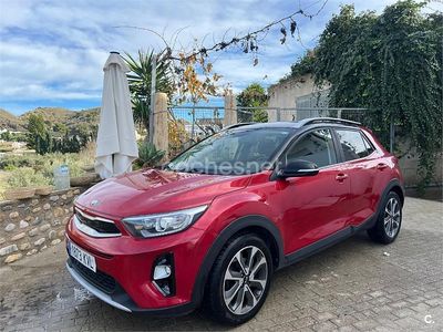 Rojo Usado 2019 Kia Stonic SUV | 14.400 € (Precio justo)