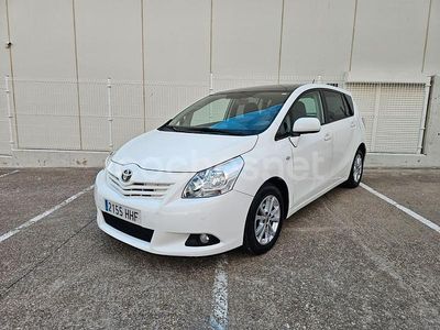 Blanco Usado 2011 Toyota Verso Active Monovolumen | 8499 € (Un poco caro)