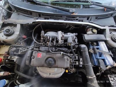 Usado Citroën Xsara Attraction 90 CV (66 kW) 1999 Gris / plata Berlina