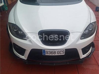 Usado Seat Leon Sport 140 CV (102 kW) 2008 Blanco Utilitario
