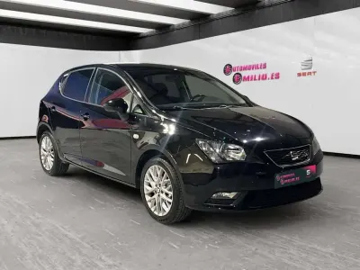 Usado Seat Ibiza Style 105 CV (77 kW) 2016 Negro Utilitario