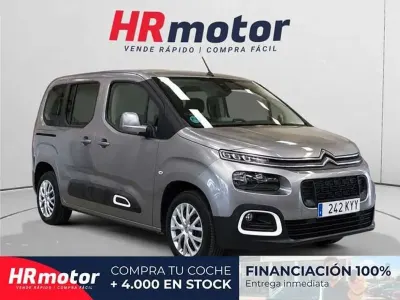 Usado Citroën Berlingo Feel 131 CV (96 kW) 2019 Gris Monovolumen