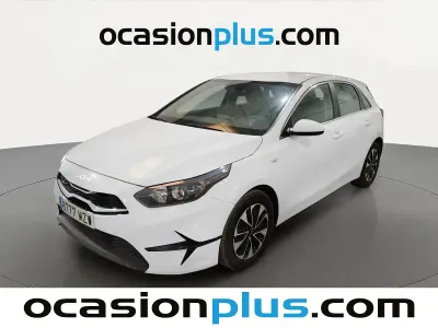 Usado Kia Ceed 101 CV (74 kW) 2025 Blanco Utilitario
