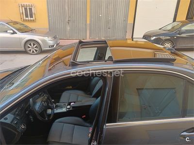 Gris / plata Usado 2010 Mercedes E200 Avantgarde Berlina | 7900 €