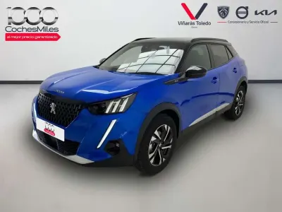 Usado Peugeot 2008 GT-line 131 CV (96 kW) 2023 Azul SUV