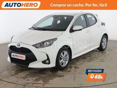 Blanco Usado 2021 Toyota Yaris Hybrid Active Berlina | 17.599 € (Precio justo)