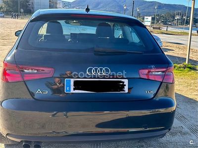 Usado Audi A3 Ambition 150 CV (110 kW) 2014 Negro Berlina