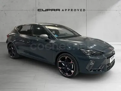 Usado Cupra Leon 150 CV (110 kW) 2024 Azul Berlina
