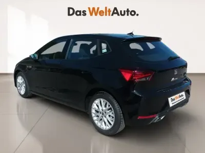 Usado Seat Ibiza FR 116 CV (85 kW) 2024 Negro Utilitario