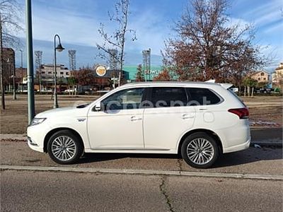 Blanco Usado 2019 Mitsubishi Outlander P-HEV SUV | 25.500 € (Caro)