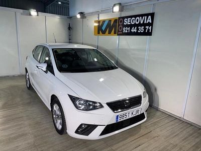 Usado Seat Ibiza Style 95 CV (69 kW) 2018 Blanco Utilitario
