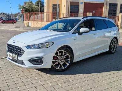 Usado Ford Mondeo ST-Line 187 CV (137 kW) 2021 Blanco Familiar