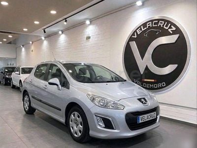 Usado Peugeot 308 Access 92 CV (67 kW) 2013 Gris / plata Berlina
