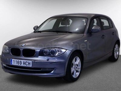Usado BMW 118 143 CV (105 kW) 2011 Gris / plata Utilitario