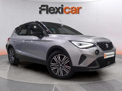 Gris Usado 2024 Seat Arona FR SUV | 16.790 € (Buen precio)