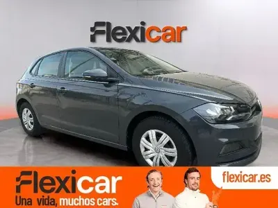 Usado VW Polo Advance 75 CV (55 kW) 2018 Gris Utilitario