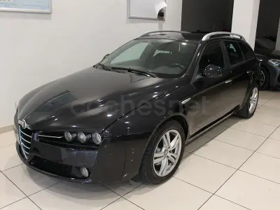 Usado Alfa Romeo 159 136 CV (100 kW) 2012 Negro Familiar