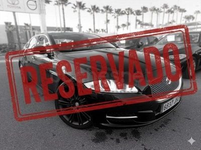 Usado Jaguar XJ Premium Luxury 275 CV (202 kW) 2015 Negro Berlina