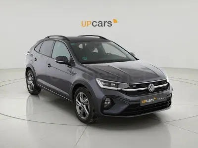 Usado VW Taigo R-line 110 CV (80 kW) 2022 Gris / plata SUV