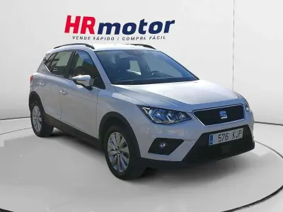 Usado Seat Arona Style 116 CV (85 kW) 2018 Blanco SUV