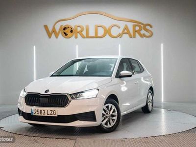 Usado Skoda Fabia 95 CV (69 kW) 2022 Blanco Berlina