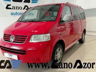Begagnad VW Transporter 174 HK (127 kW) 2009 Röd Van