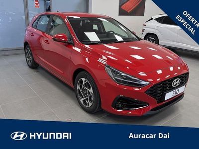 Rojo Usado 2025 Hyundai i30 Familiar | 23.500 € (Un poco caro)