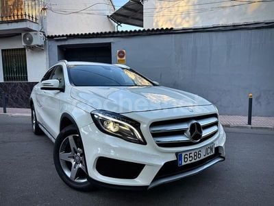 Mercedes GLA220