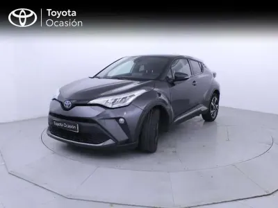 Usado Toyota C-HR Advance 122 CV (89 kW) 2022 Gris SUV