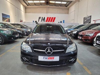 Usado Mercedes C220 Avantgarde 170 CV (125 kW) 2007 Negro Berlina