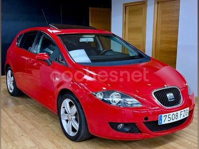 Rojo Usado 2008 Seat Leon Sport Berlina | 5199 € (Buen precio)