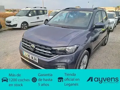 Usado VW T-Cross Advance 110 CV (80 kW) 2023 Gris SUV