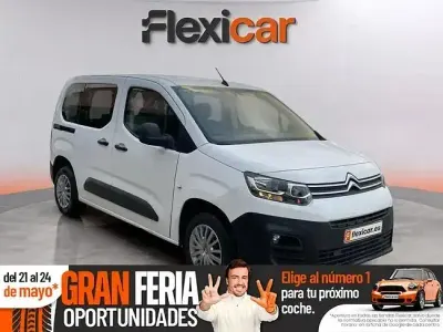 Käytetty Citroën Berlingo Feel 102 HP (75 kW) 2019 Valkoinen Tila-auto