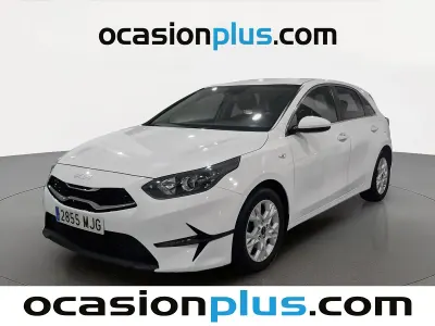 Usado Kia Ceed 136 CV (100 kW) 2023 Blanco Utilitario