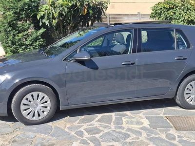 Usado VW Golf VII Edition 105 CV (77 kW) 2013 Gris / plata Berlina